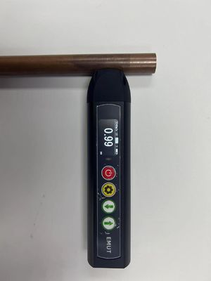 Sebuah scan EMAT Air Coupling Ultrasonic Thickness Gauge dengan permukaan suhu tinggi