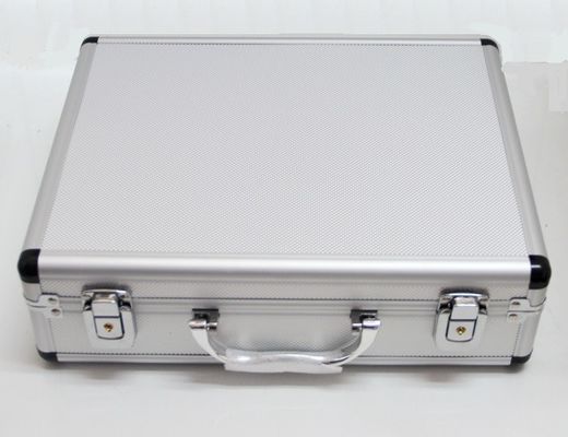 Meter Kekuatan Magnetik yang Mudah Dipakai